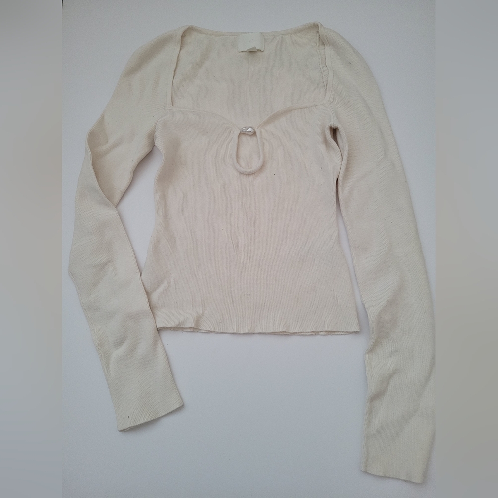 H&M Cream Sweet Heart, Key Hole Long Sleeve Knit Sweater
